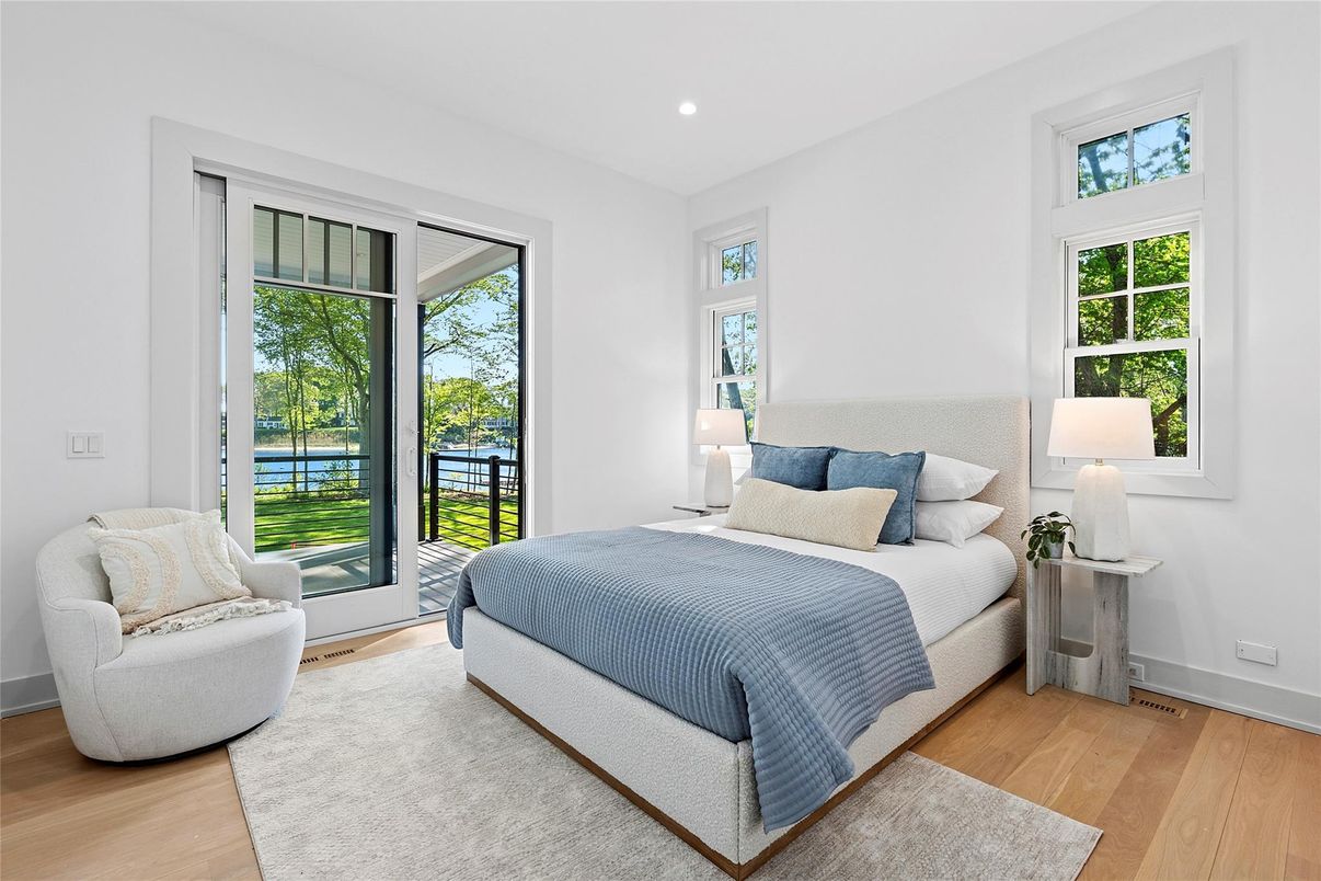 Bedroom, Interior, Recessed Lighting, Water, Wood Texture Flooring