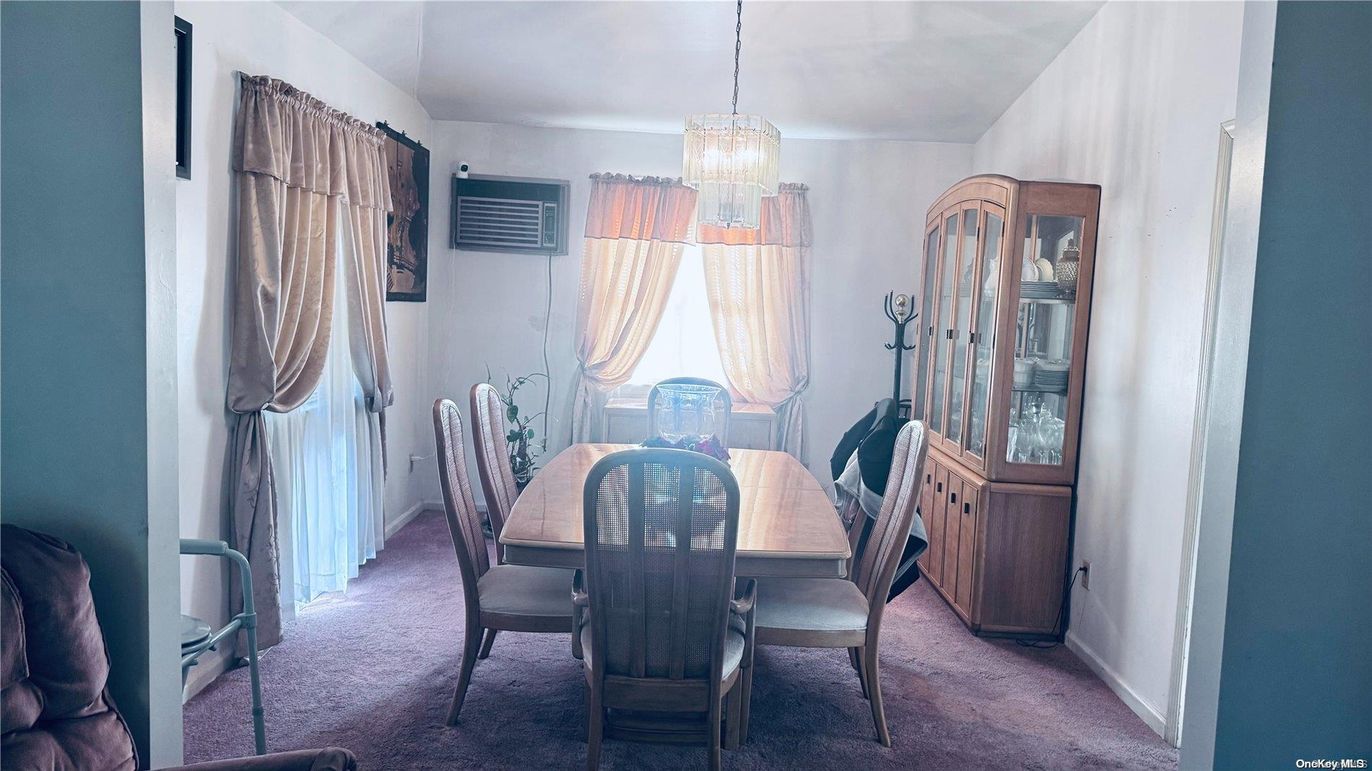 Chandelier, Dining room, Interior