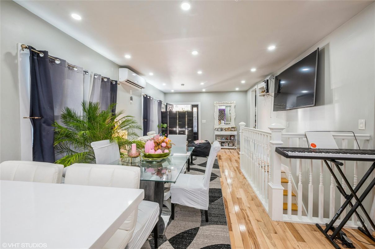 Dining room, Interior, Recessed Lighting, Wood Texture Flooring
