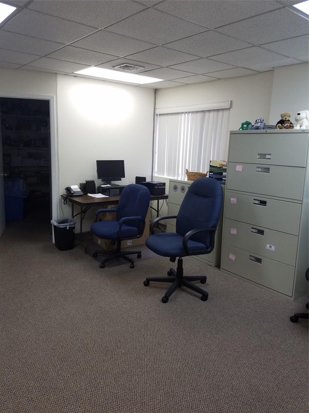 Home Office, Interior