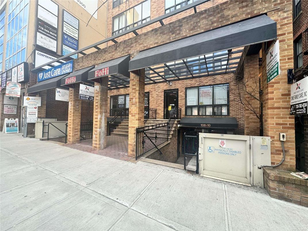 Exterior, Facade, Brick Facade, None