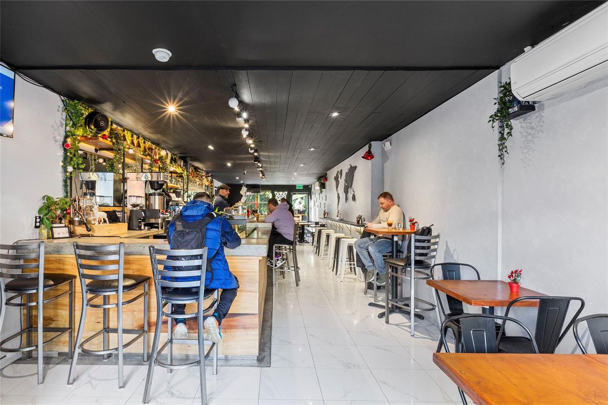 Interior, Marble, Recessed Lighting