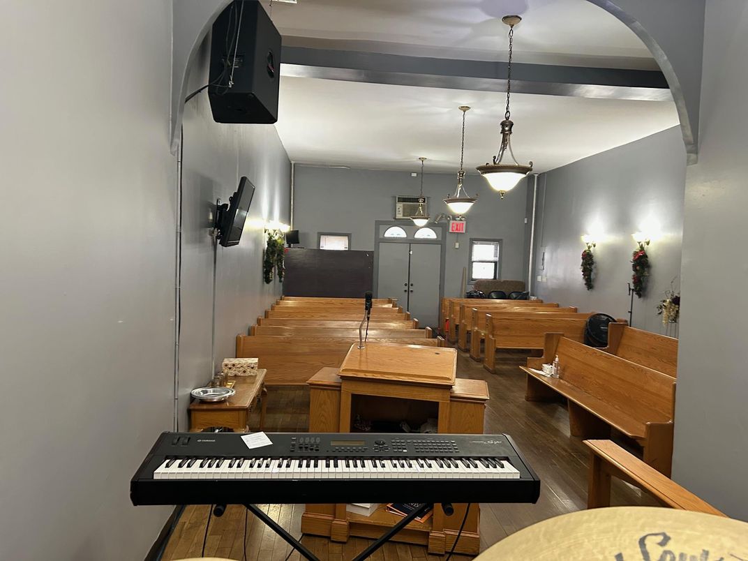 Interior, Pendant Lights, Wood Texture Flooring