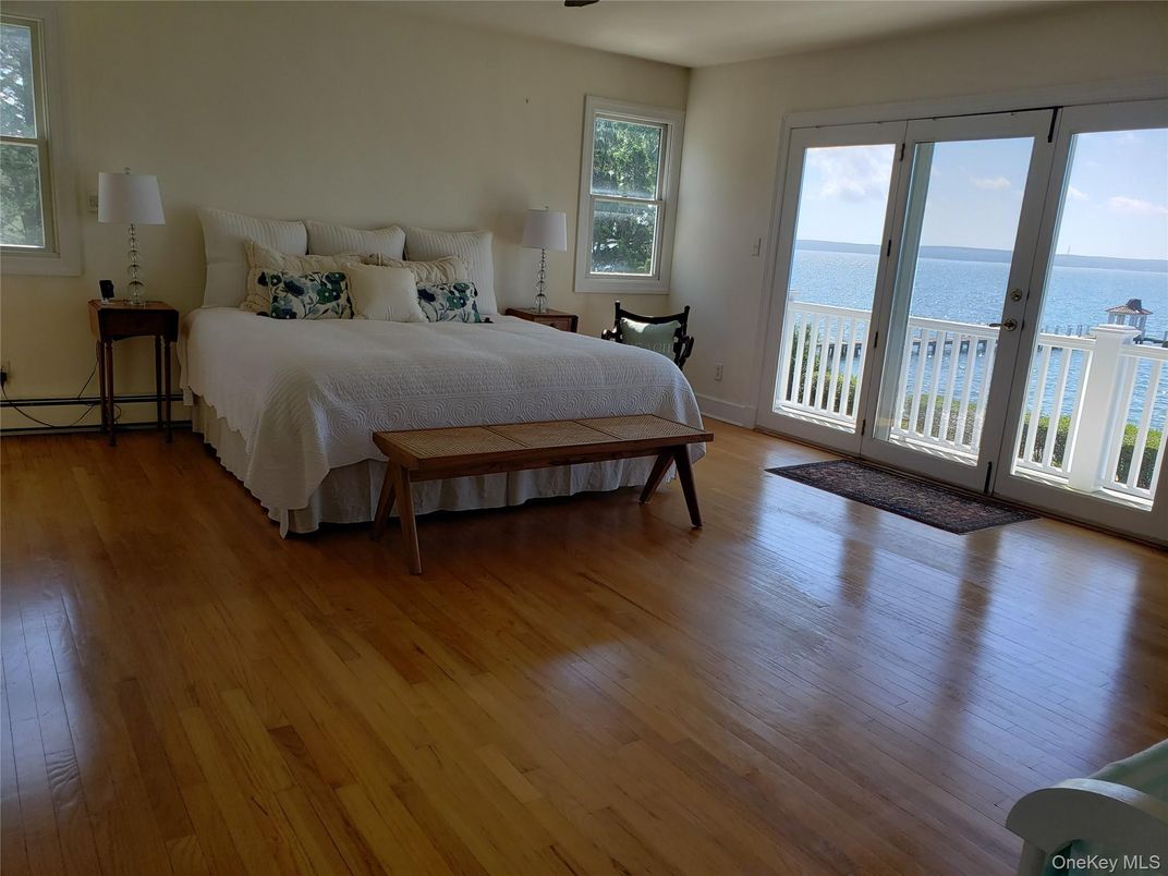 Bedroom, Interior, Water, Wood Texture Flooring