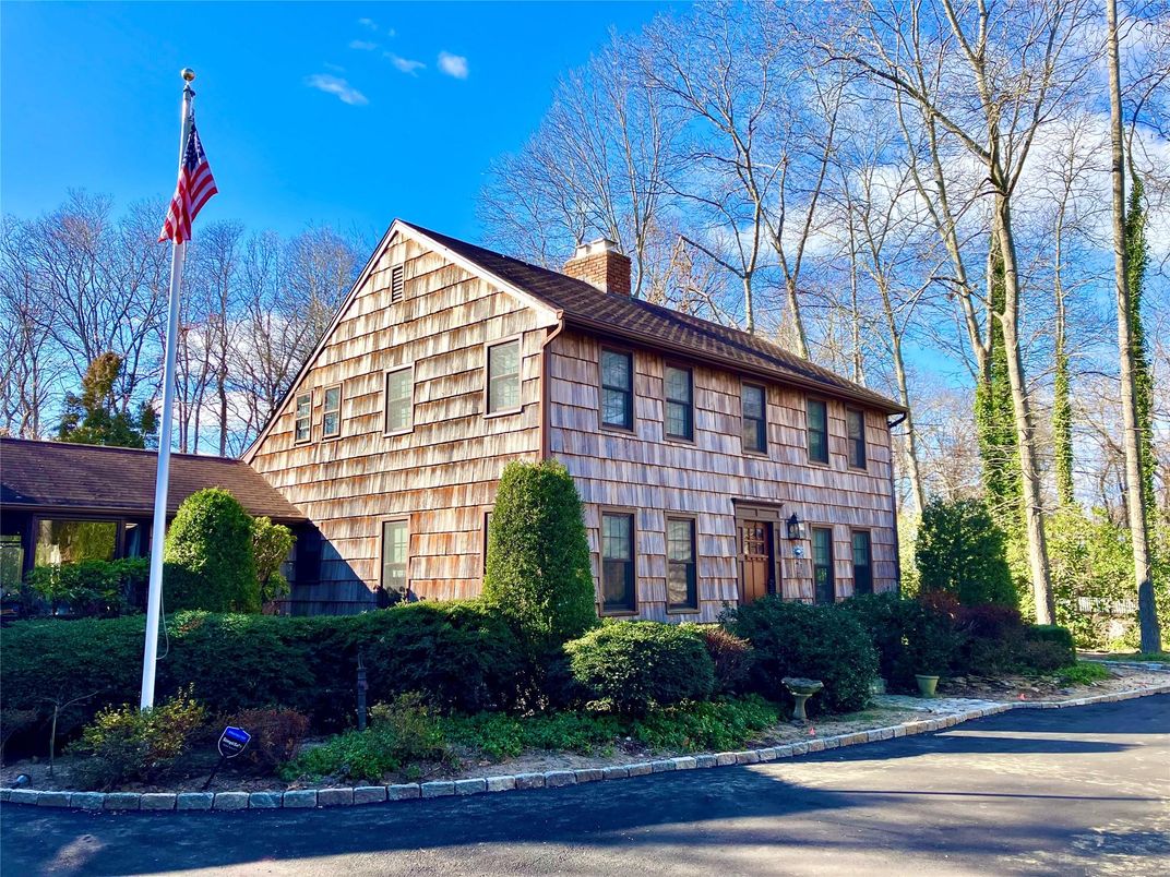 Exterior, Facade, Georgian