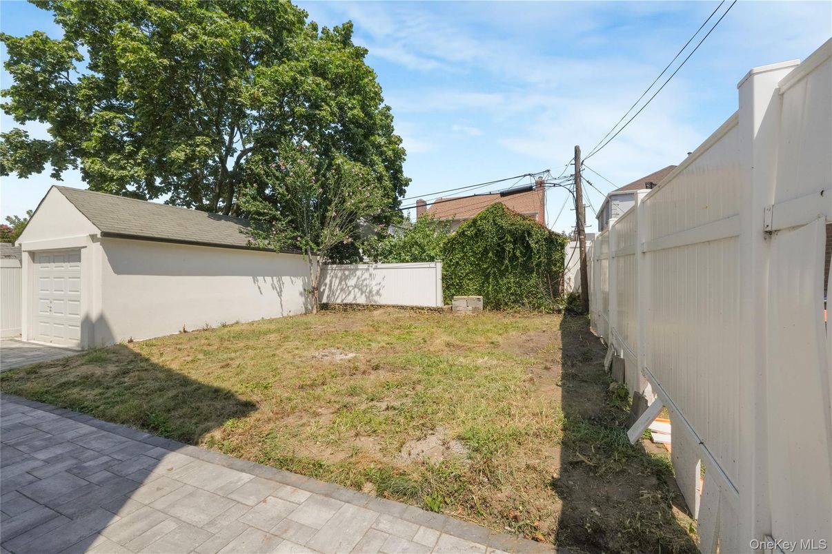 Backyard, Detached Garage, Exterior