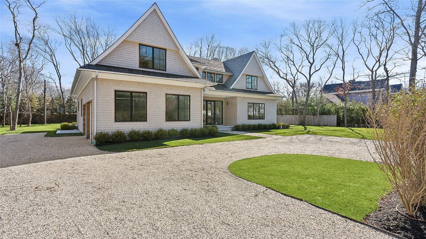 Backyard, Exterior, Facade, Farmhouse