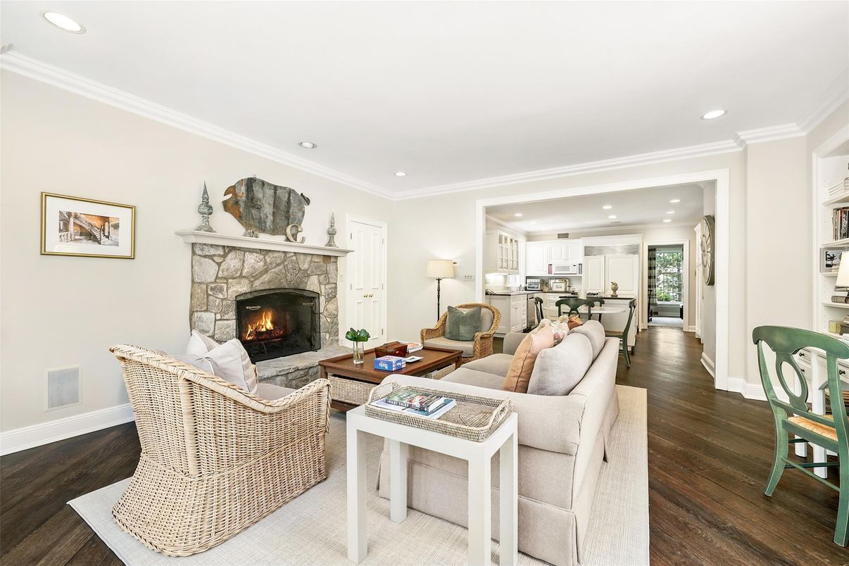 Fireplace, Interior, Kitchen, Living room, Recessed Lighting, Wood Texture Flooring