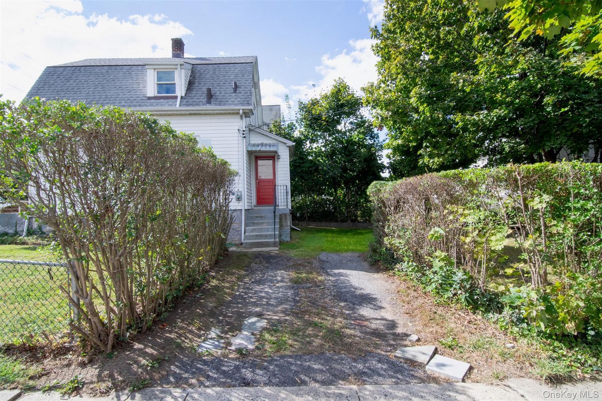 Detached Garage, Exterior
