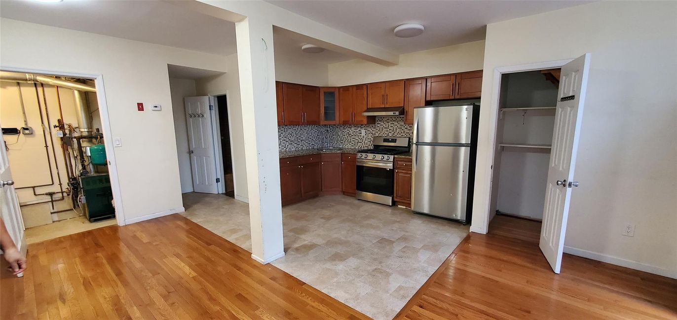 Interior, Kitchen, Stainless Steel Appliances, Wood Texture Flooring