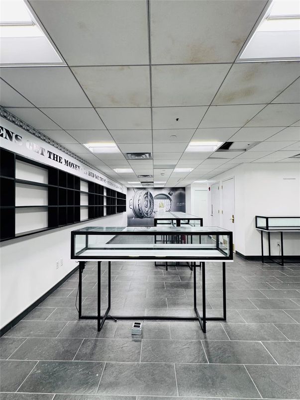 Game Room, Interior, Recessed Lighting