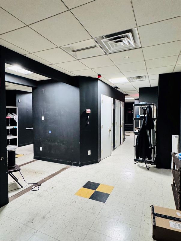 Interior, Recessed Lighting