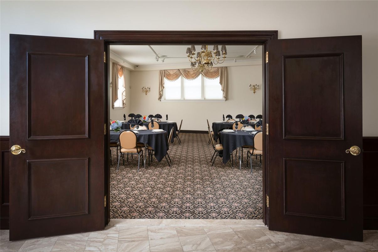 Chandelier, Dining room, Interior