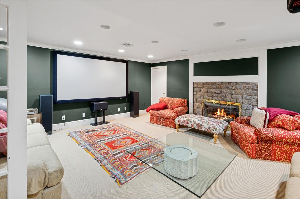 Fireplace, Interior, Living room, Projection Screen, Recessed Lighting