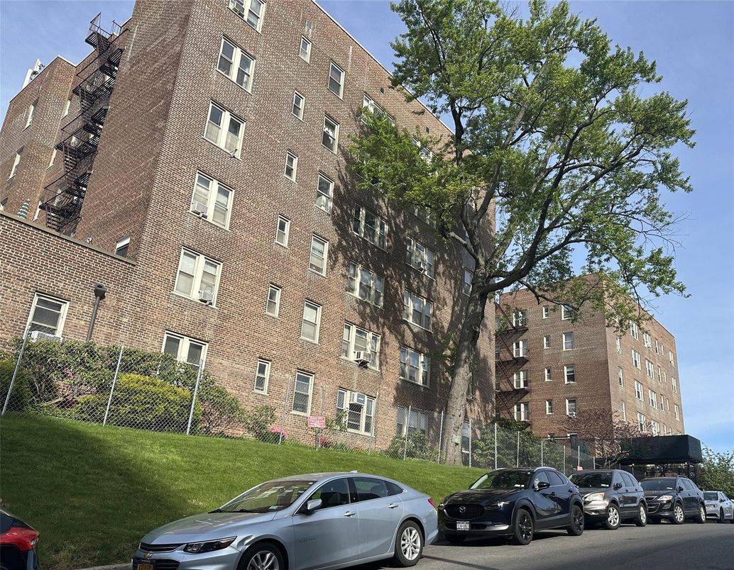 Exterior, Facade, Brick Facade, Condo Building
