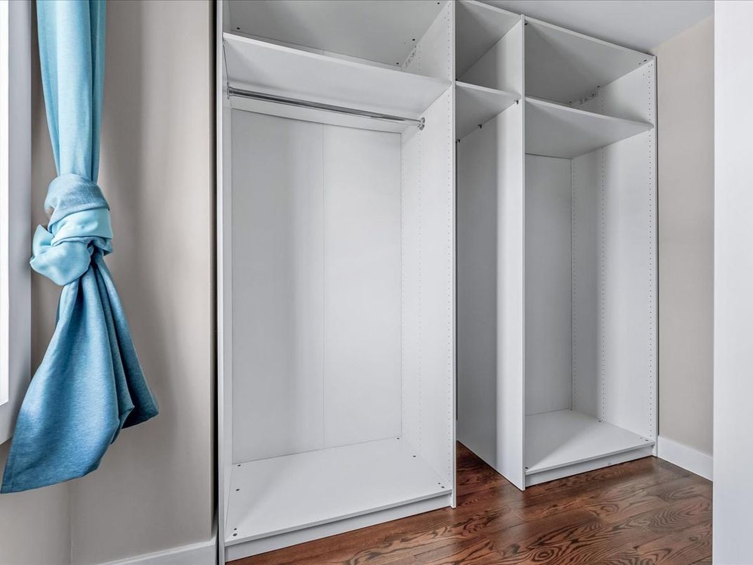 Interior, Walk-in Closets, Wood Texture Flooring