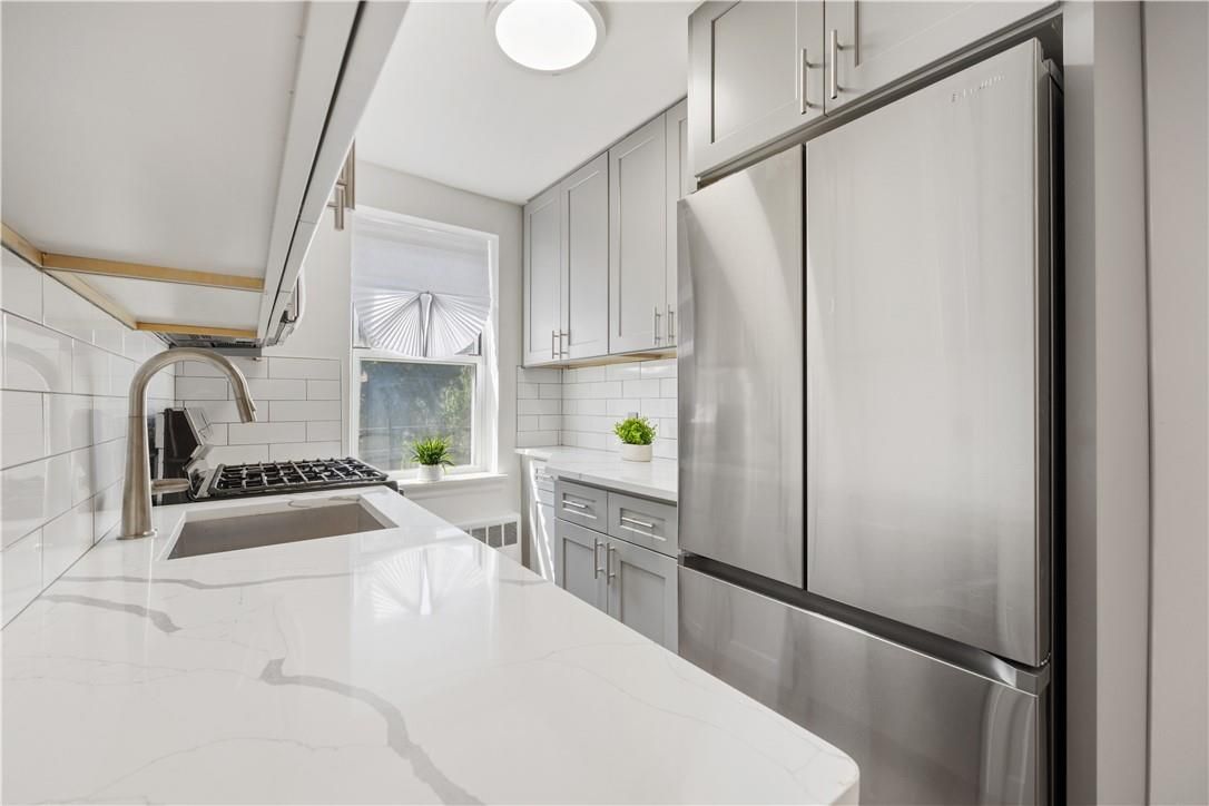 Interior, Kitchen, Stainless Steel Appliances