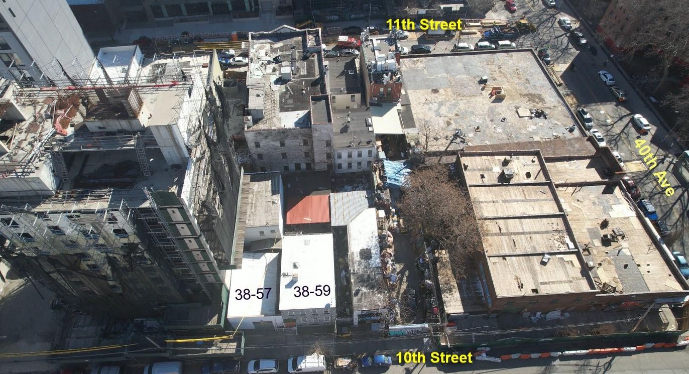 Exterior, Drone