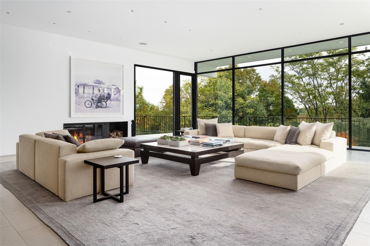 Fireplace, Interior, Living room, Recessed Lighting