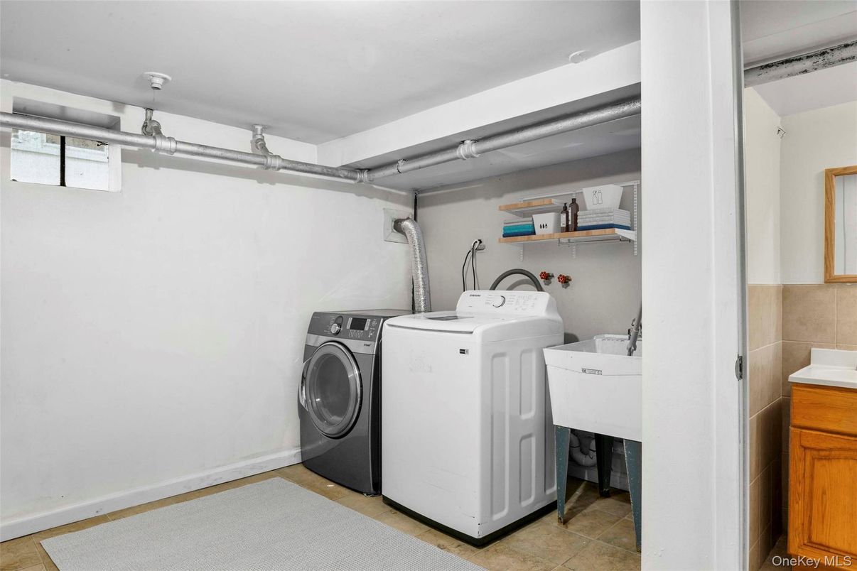 Interior, Washer