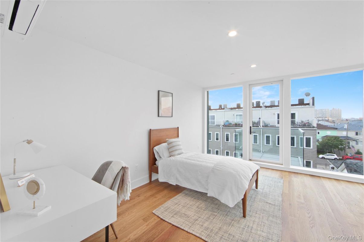 Bedroom, Interior, Recessed Lighting, Water, Wood Texture Flooring