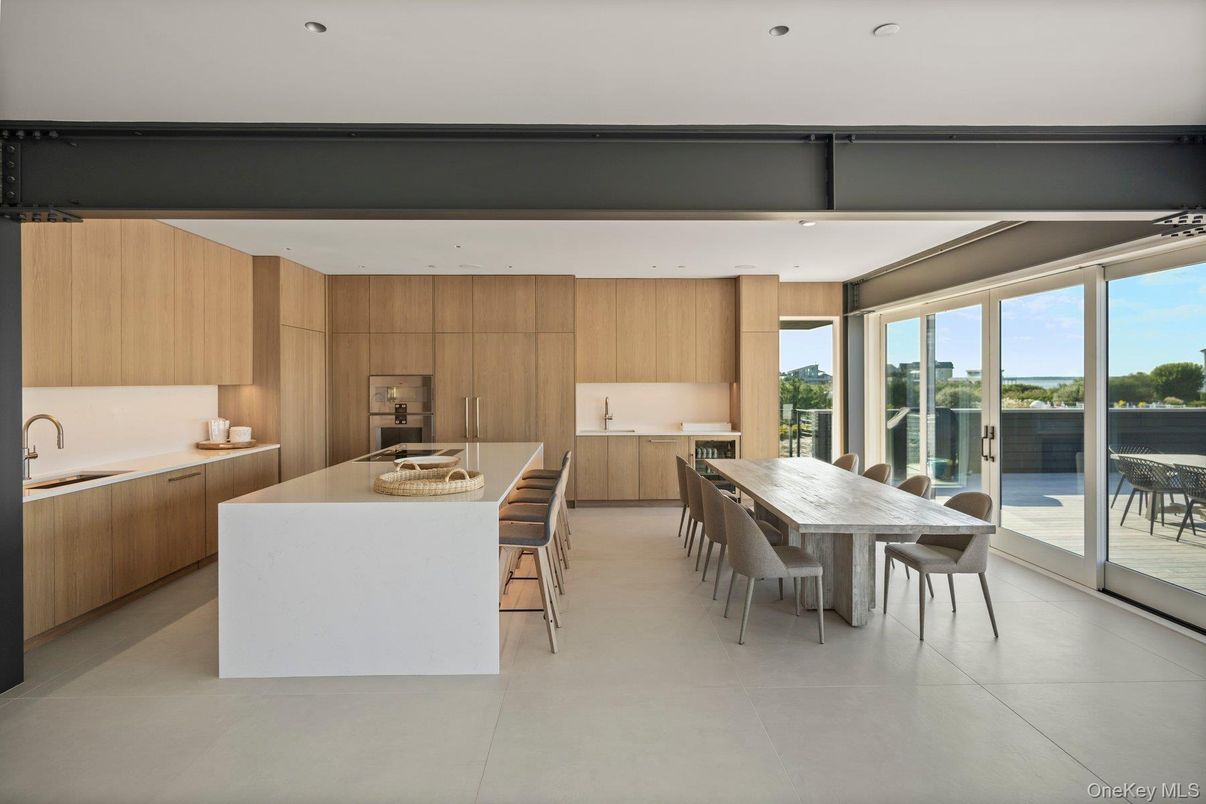 Dining room, Interior, Kitchen, Recessed Lighting, Water