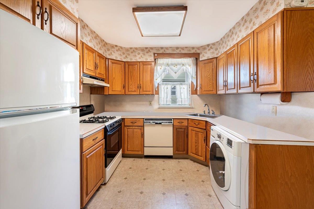 Interior, Kitchen, Washer