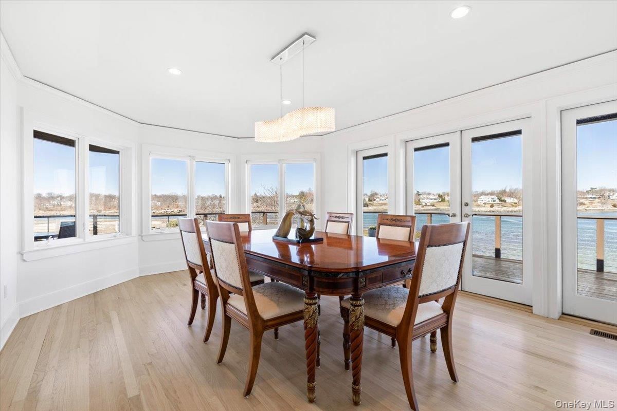 Chandelier, Dining room, Interior, Recessed Lighting, Water, Wood Texture Flooring