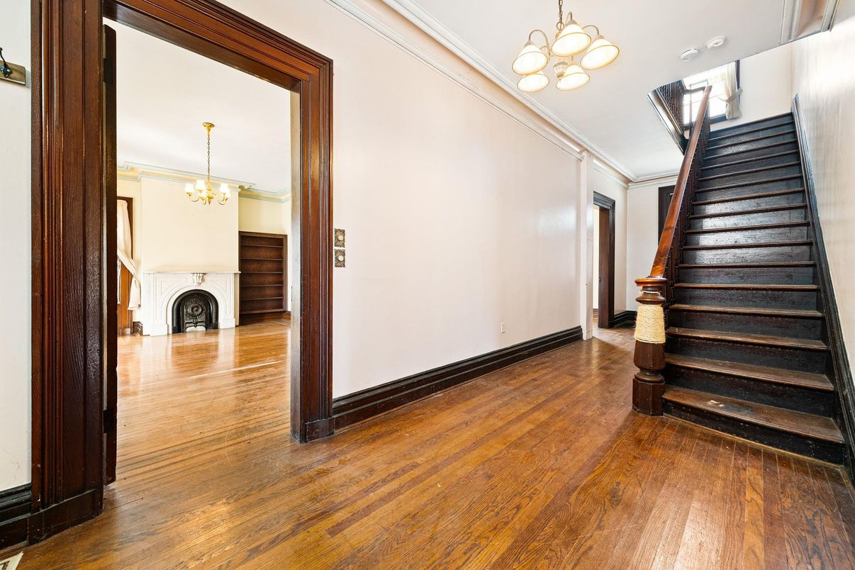 Chandelier, Fireplace, Interior, Pendant Lights, Wood Texture Flooring