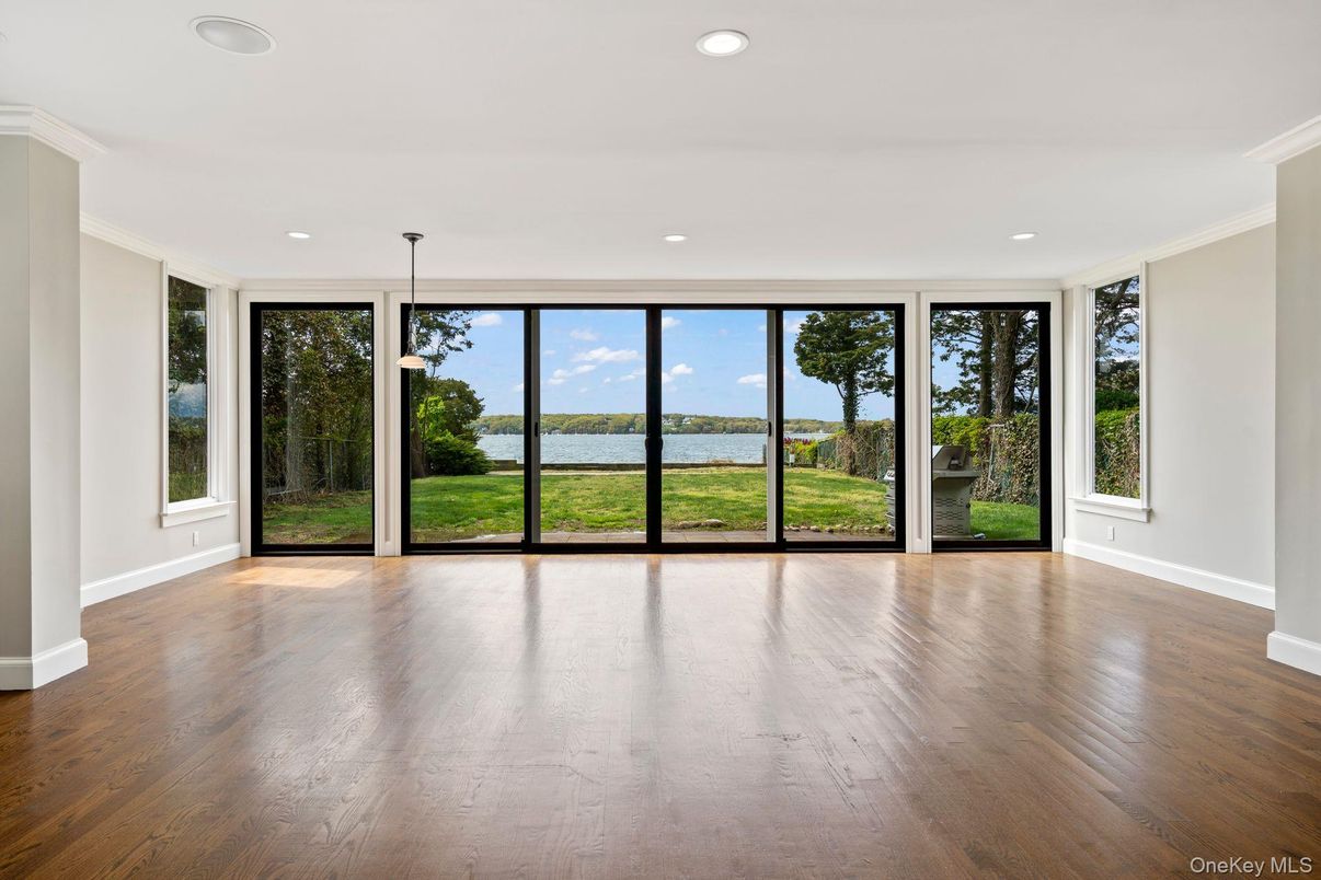 Empty room, Interior, Pendant Lights, Recessed Lighting, Water, Wood Texture Flooring