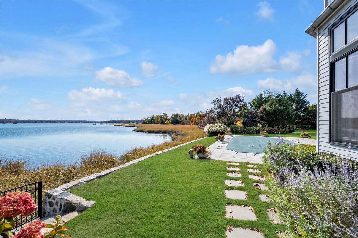 Exterior, Water