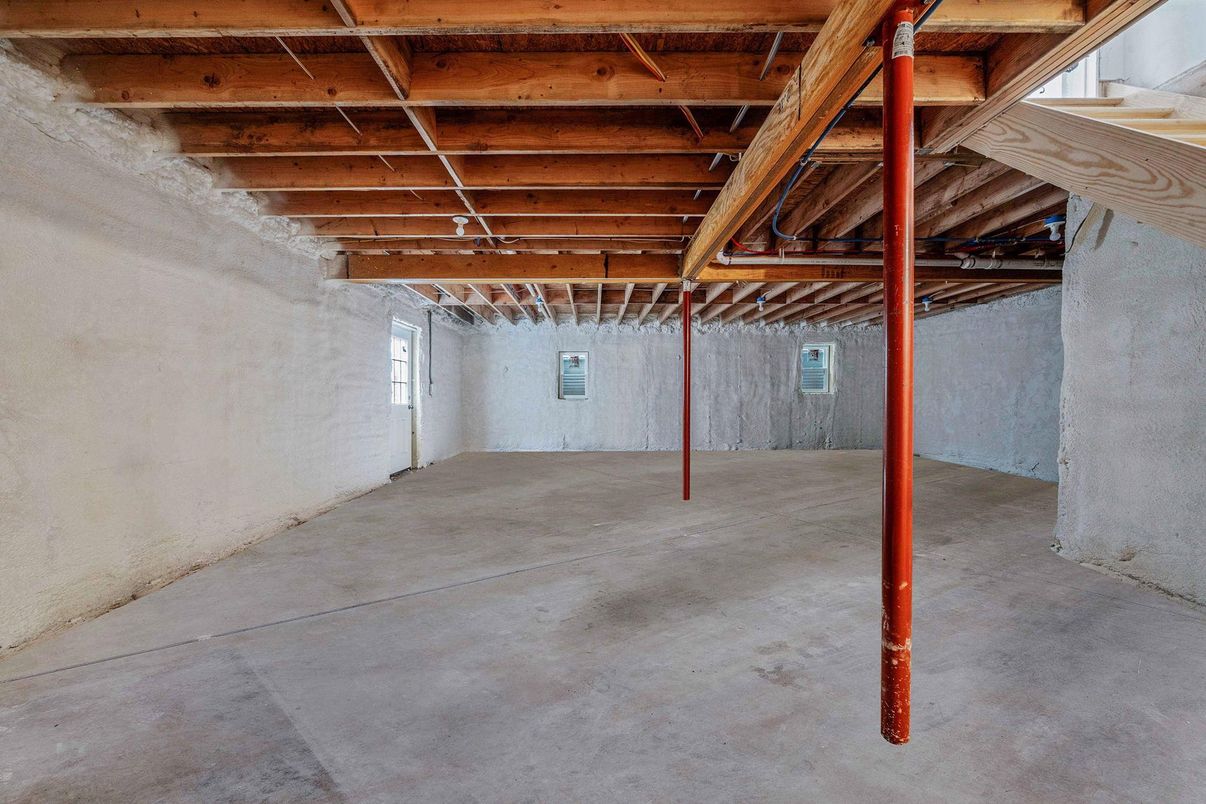 Interior, Wooden Beams