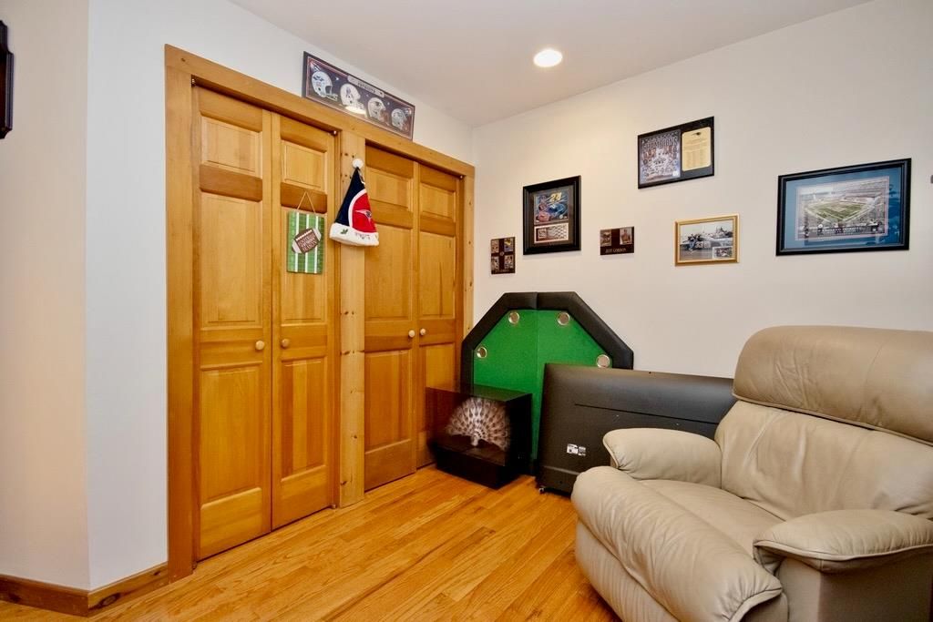 Billiard Table, Game Room, Interior, Recessed Lighting, Wood Texture Flooring