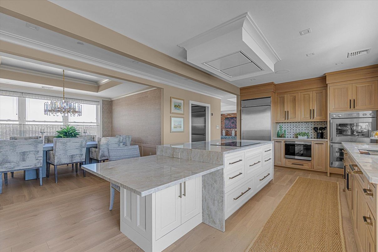 Chandelier, Dining room, Interior, Kitchen, Pendant Lights, Stainless Steel Appliances, Wood Texture Flooring