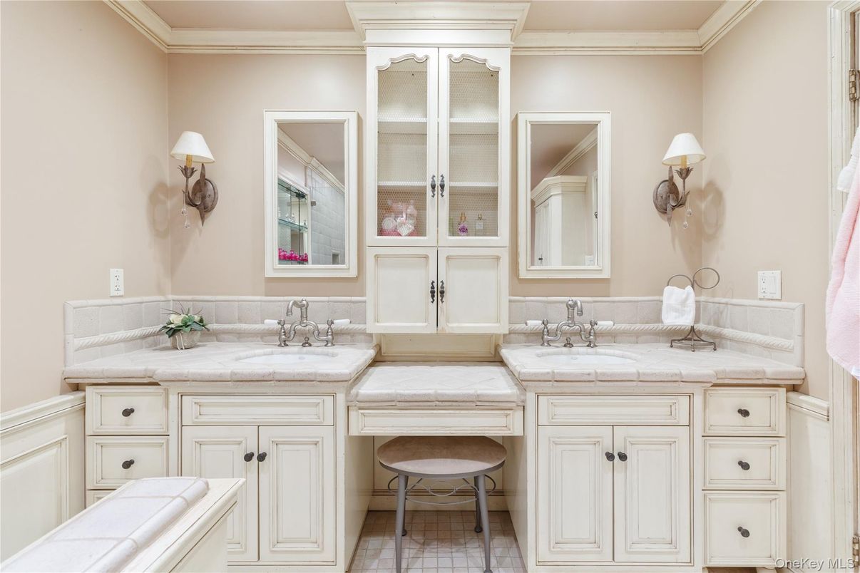 Bathroom, Dual Sink Vanities, Interior, Tile Countertops