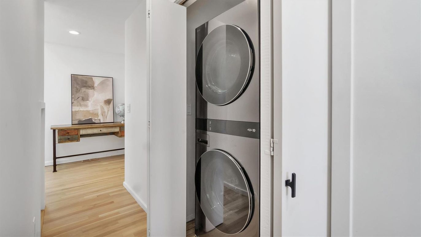 Interior, Recessed Lighting, Utility Closets, Washer, Wood Texture Flooring