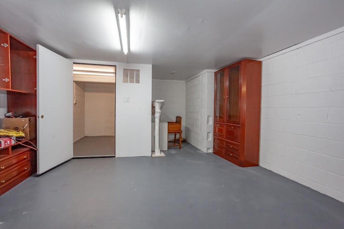 Empty room, Interior, Stone Walls