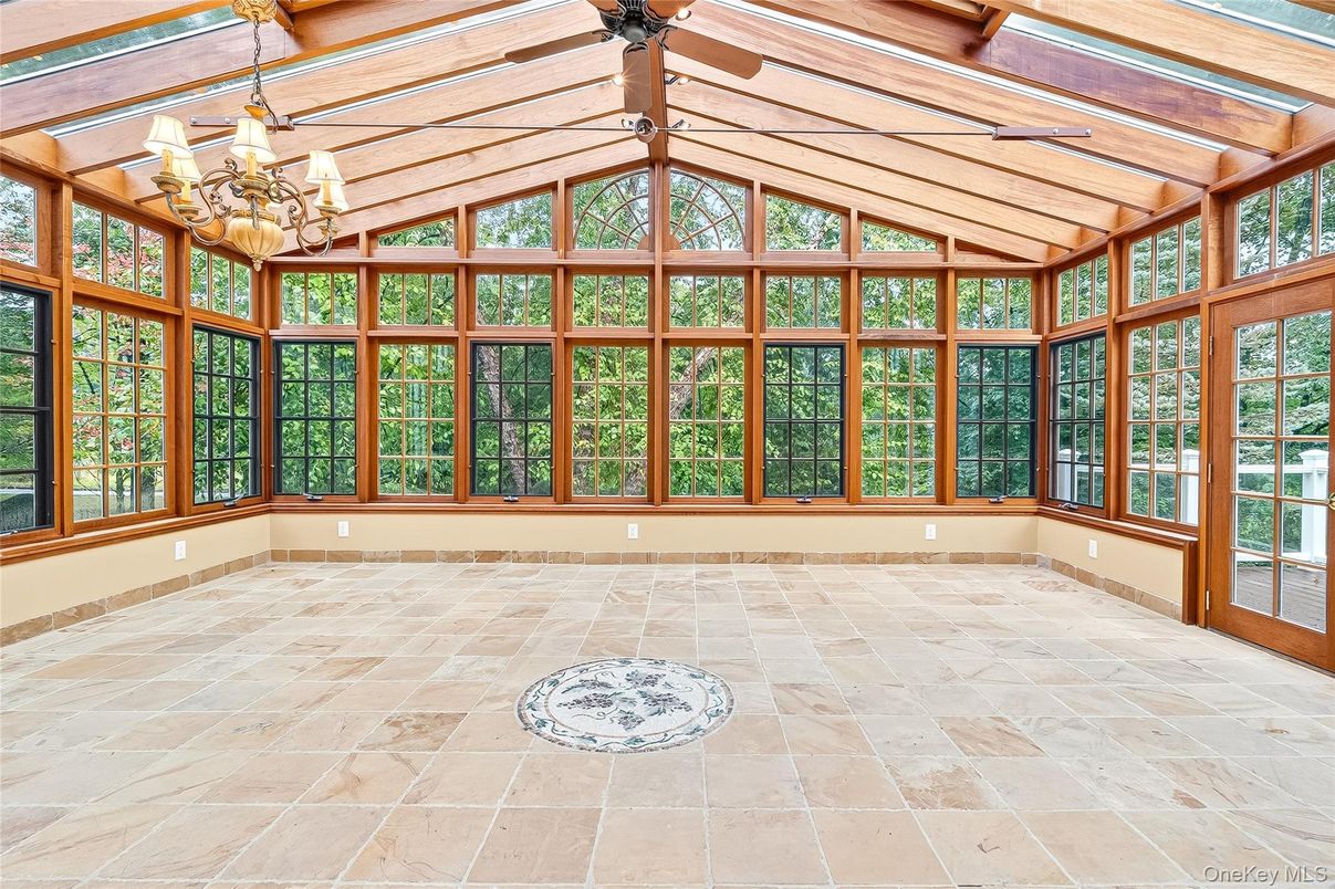 Chandelier, Empty room, Interior, Sun Room, Wooden Beams