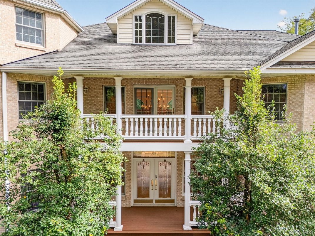 Exterior, Facade, Brick Facade, Cape Cod