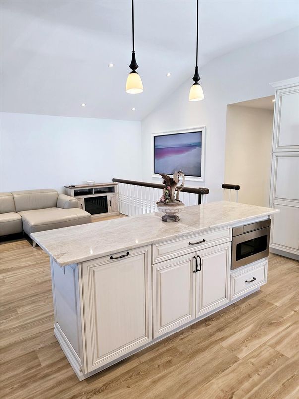 Interior, Kitchen, Living room, Pendant Lights, Recessed Lighting, Wood Texture Flooring