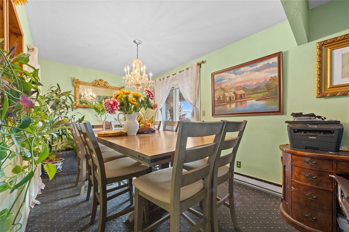Chandelier, Dining room, Interior