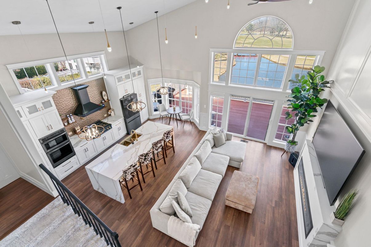 Interior, Living room, Pendant Lights, Wood Texture Flooring