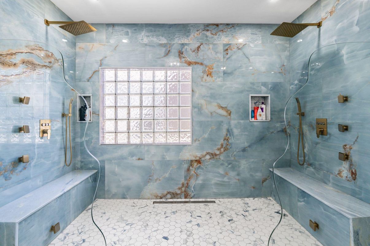 Bathroom, Interior, Marble Walls, Recessed Lighting