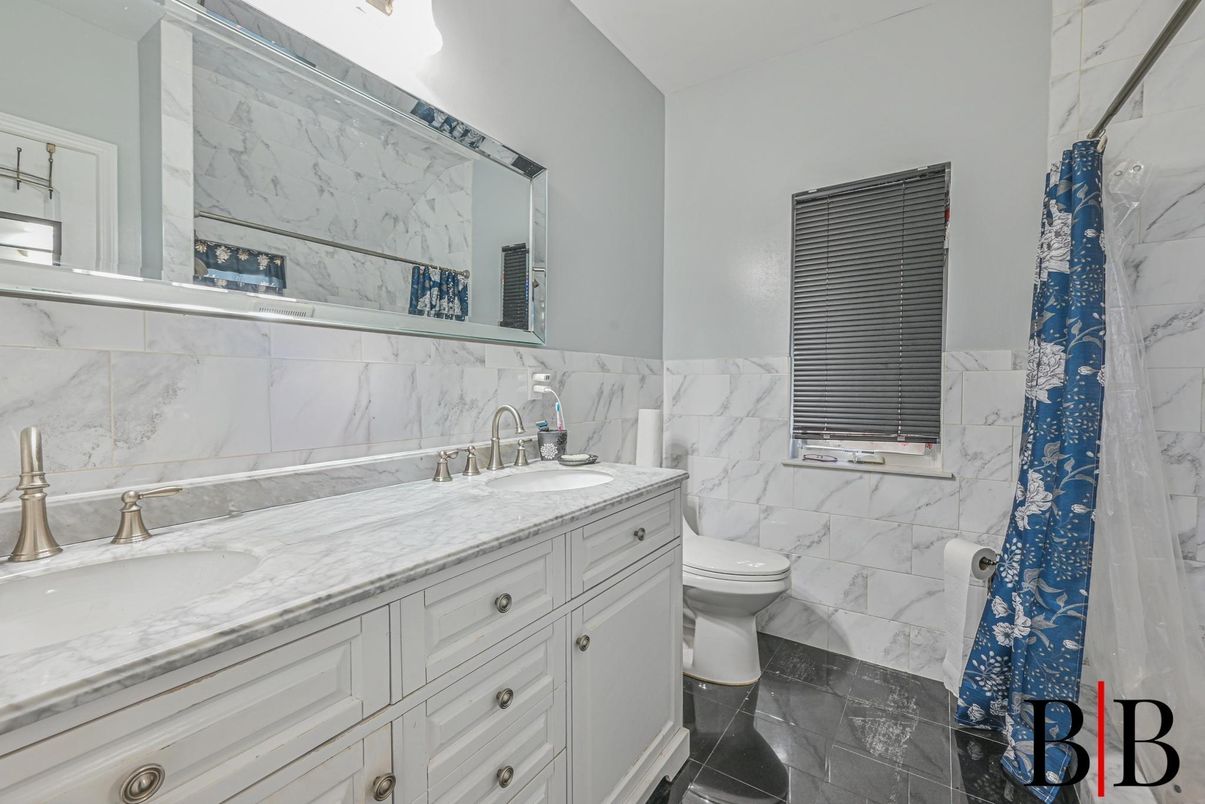 Bathroom, Dual Sink Vanities, Interior, Marble Walls