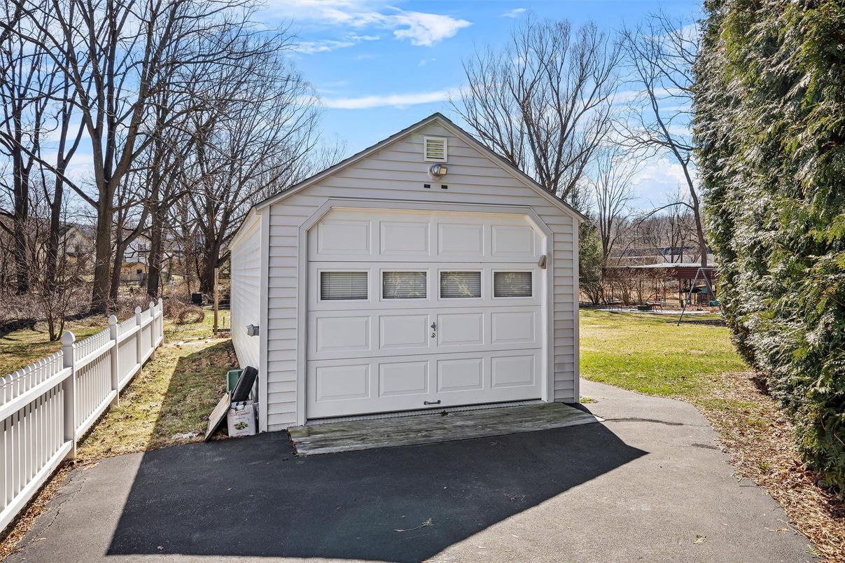 Backyard, Detached Garage, Exterior