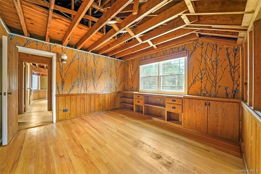 Empty room, Interior, Wooden Beams, Wooden Ceilings, Wood Texture Flooring, Wooden Walls