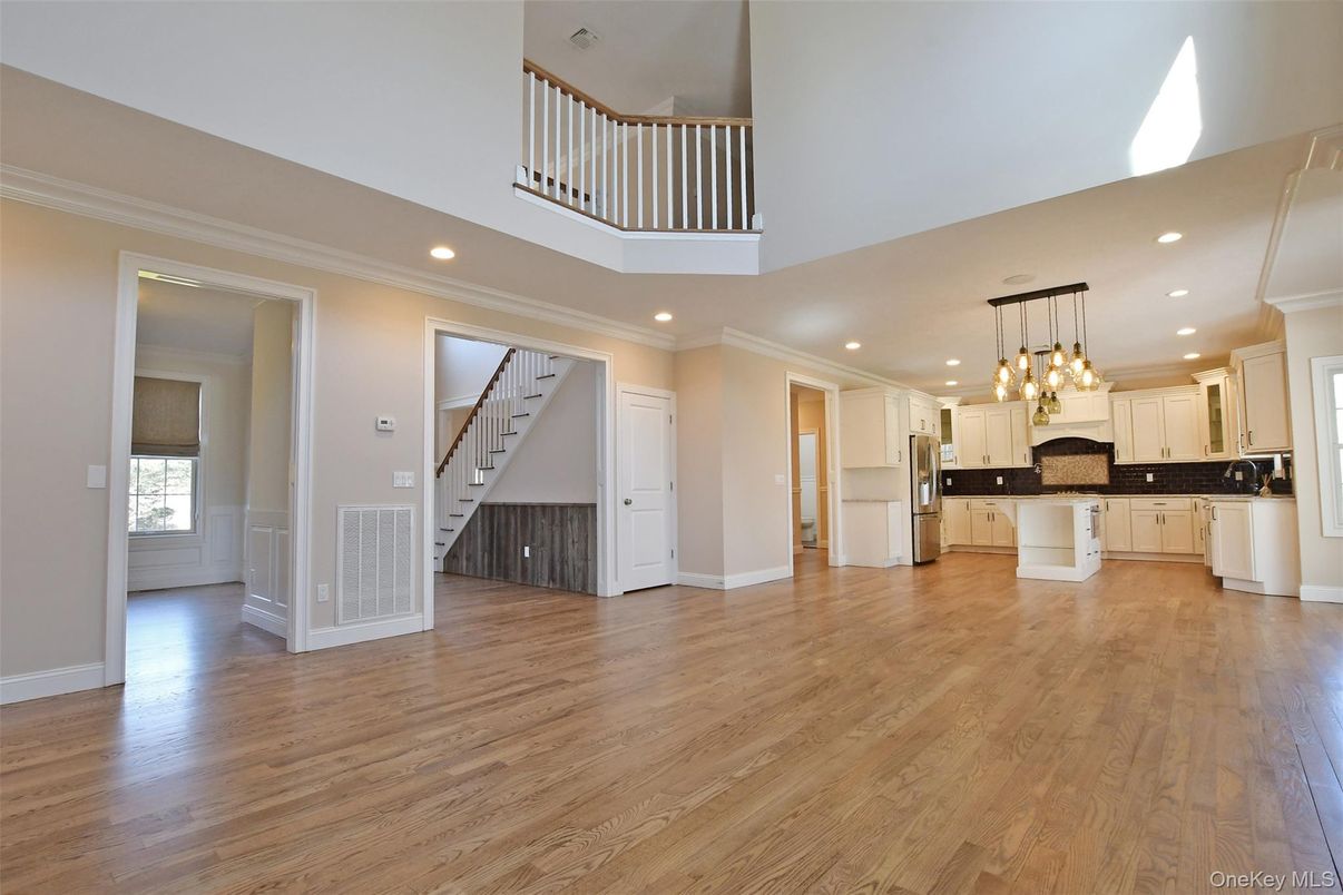Interior, Kitchen, Pendant Lights, Recessed Lighting, Wood Texture Flooring