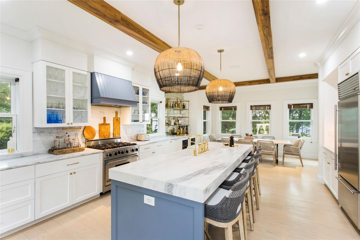 Dining room, Interior, Kitchen, Pendant Lights, Recessed Lighting, Stainless Steel Appliances, Wooden Beams, Wood Texture Flooring