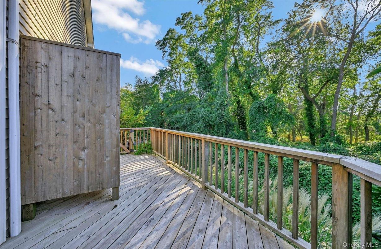 Exterior, Wood Texture Flooring