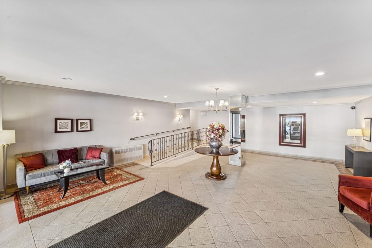 Chandelier, Interior, Living room, Recessed Lighting
